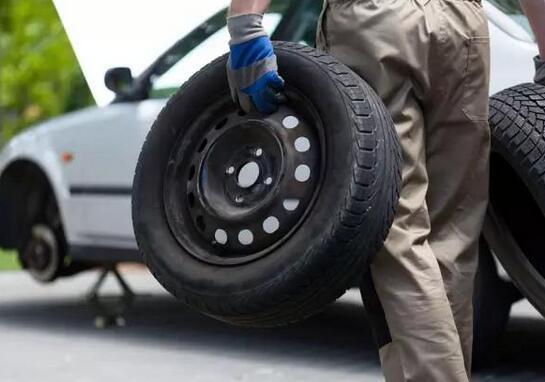 開(kāi)車(chē)省油技巧！教你用最少的油跑最遠(yuǎn)的路